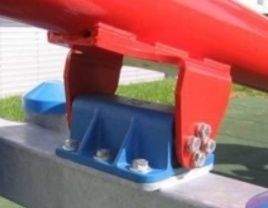 Playground equipment with Rosta suspension units