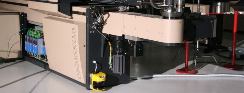 Bendingmachine with Stober servo motors