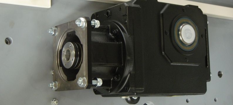 4 Slider machine a imprimer Tandler WV en Stober PA reducteurs de haute précision